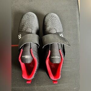 Peloton Altos Cycling Shoe - Men’s 7.5 / Women’s 9